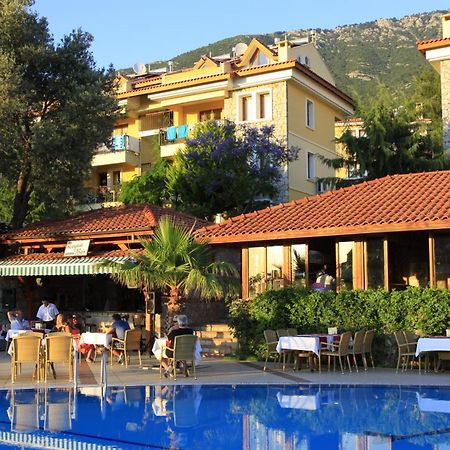 אולודניץ Perdikia Hill Hotel And Villas מראה חיצוני תמונה