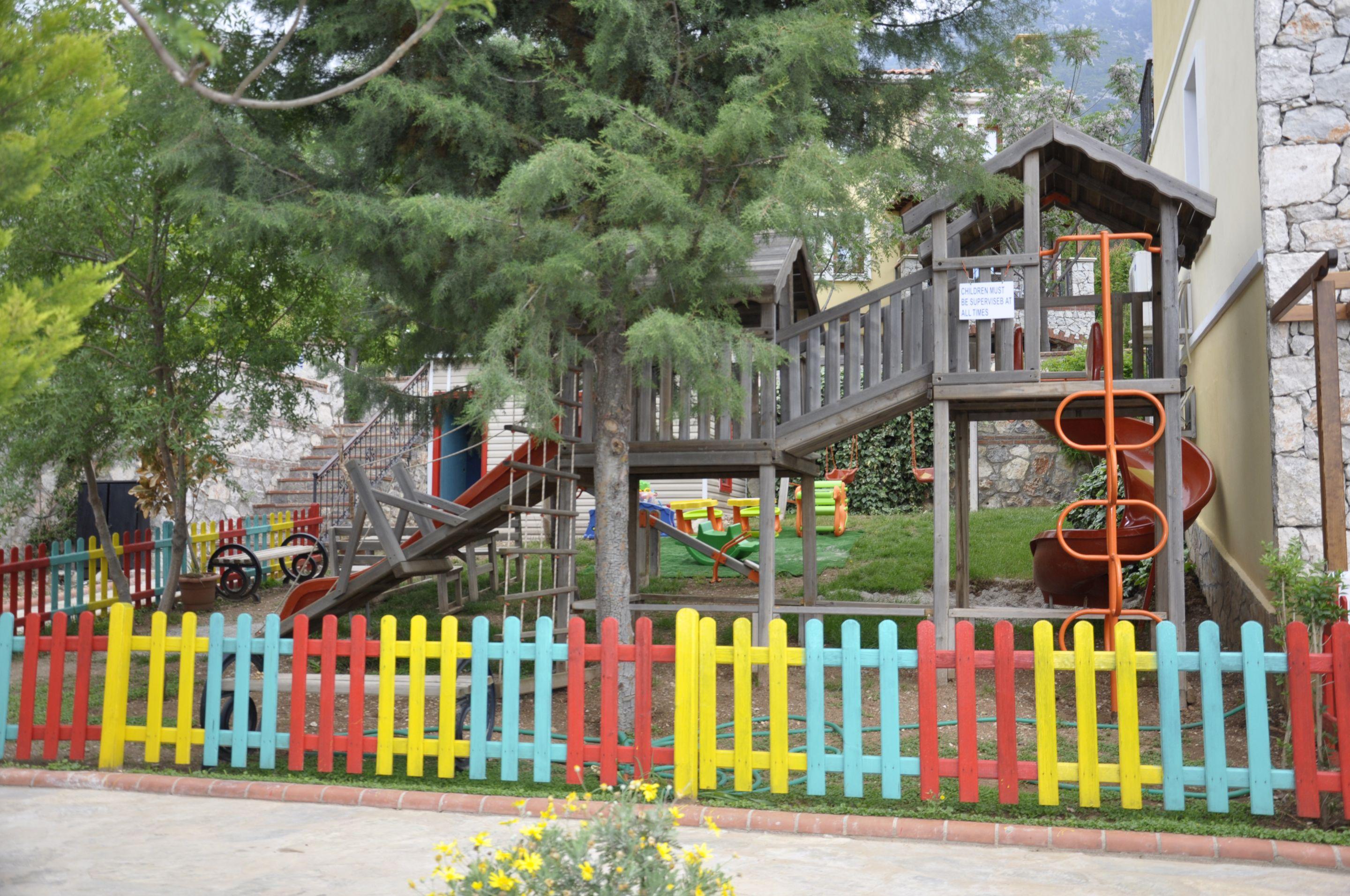 אולודניץ Perdikia Hill Hotel And Villas מראה חיצוני תמונה