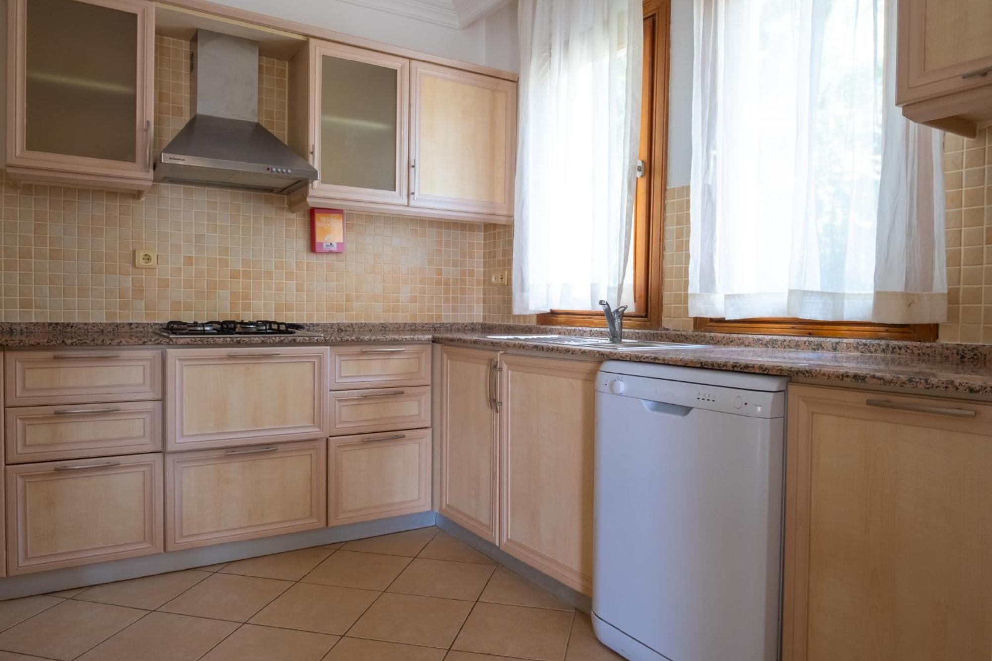 אולודניץ Perdikia Hill Hotel And Villas מראה חיצוני תמונה